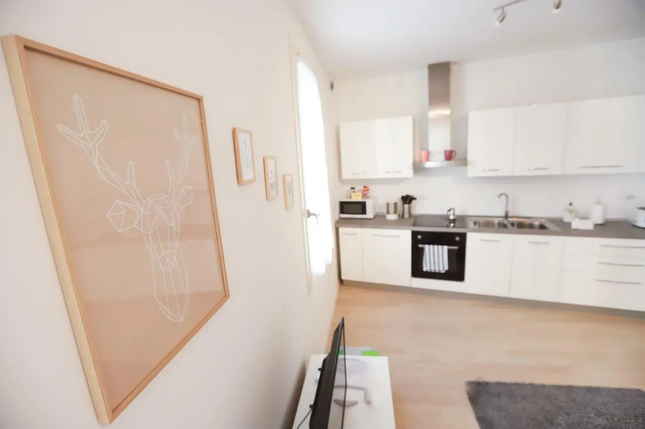 Laura'S Home - I Navigli Che Vorrei Milán Apartmán